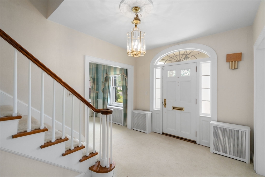 Property Photo: 11 Hancock Hill Dr MA 01609