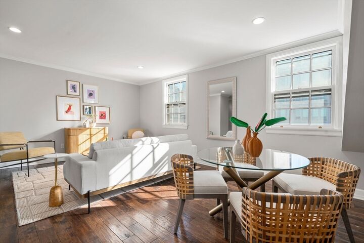 Property Photo:  27 Bowdoin St 5  MA 02114 