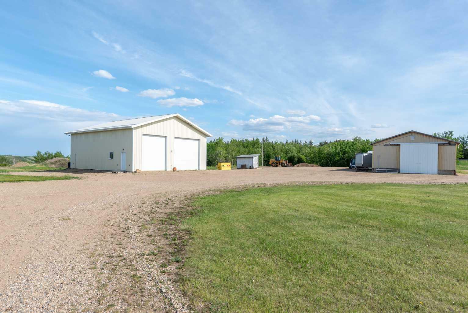 Property Photo:  326506 Twp Rd 500A  SK S0M 1R0 
