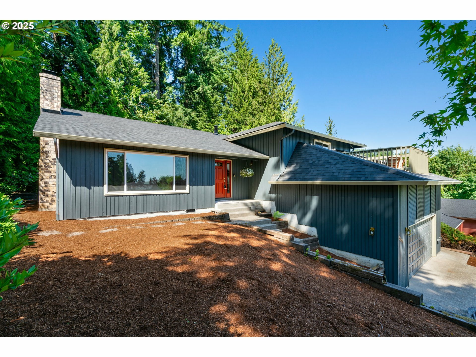 Property Photo: 2845 SW Raleighview Dr OR 97225