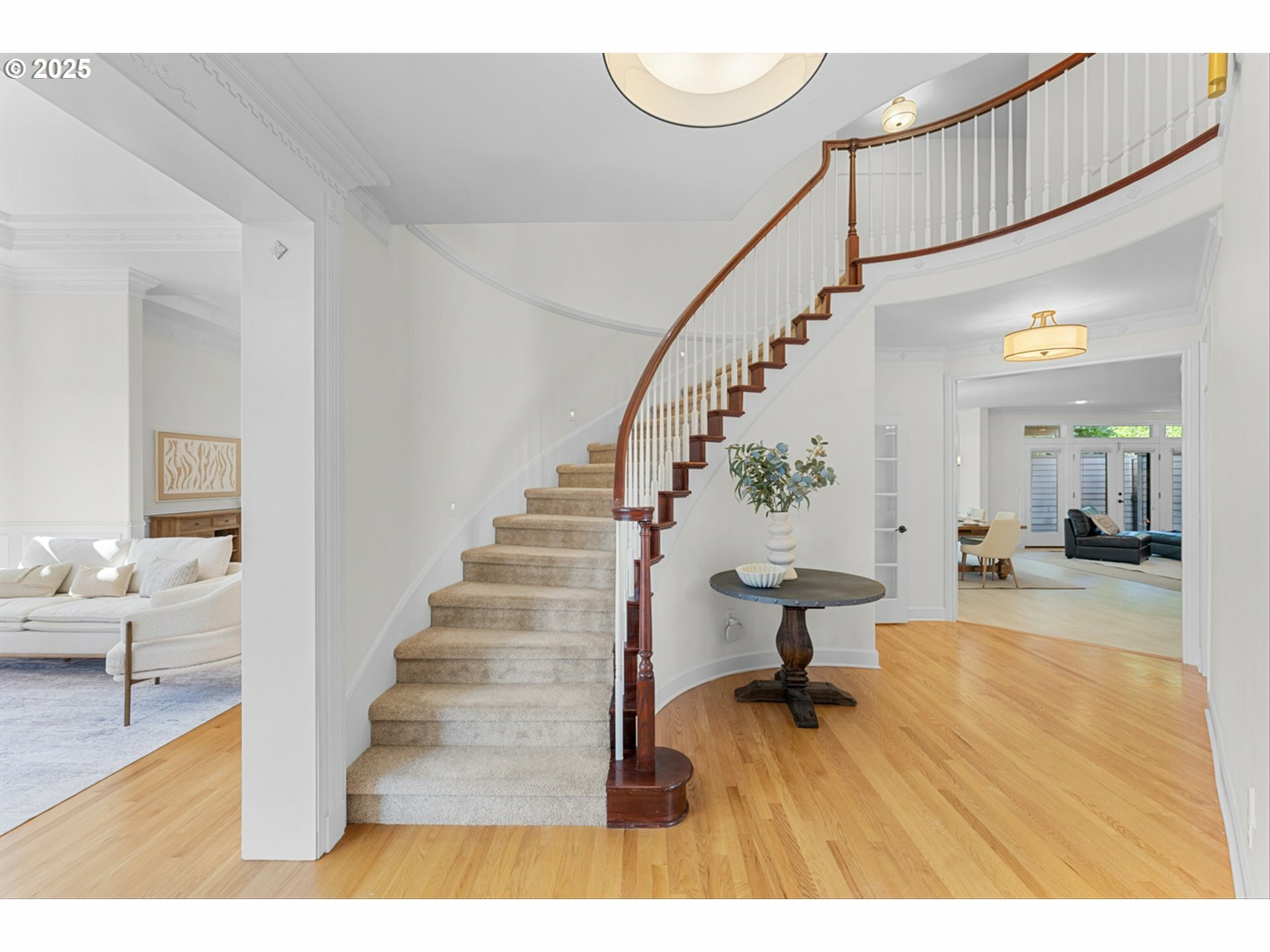 Property Photo:  2711 NW 28th Cir  WA 98607 