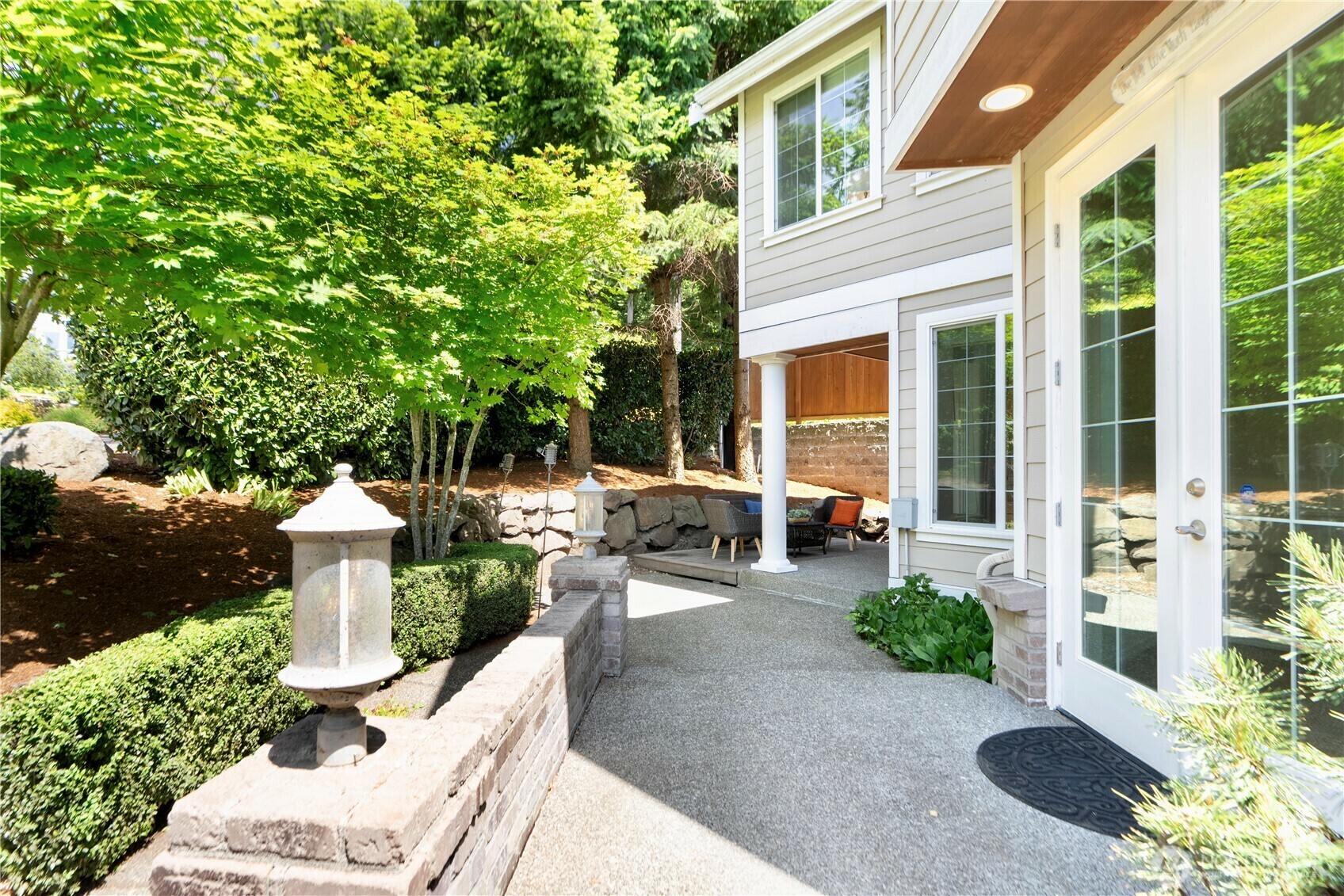 Property Photo: 7817 NE 112th Street WA 98034