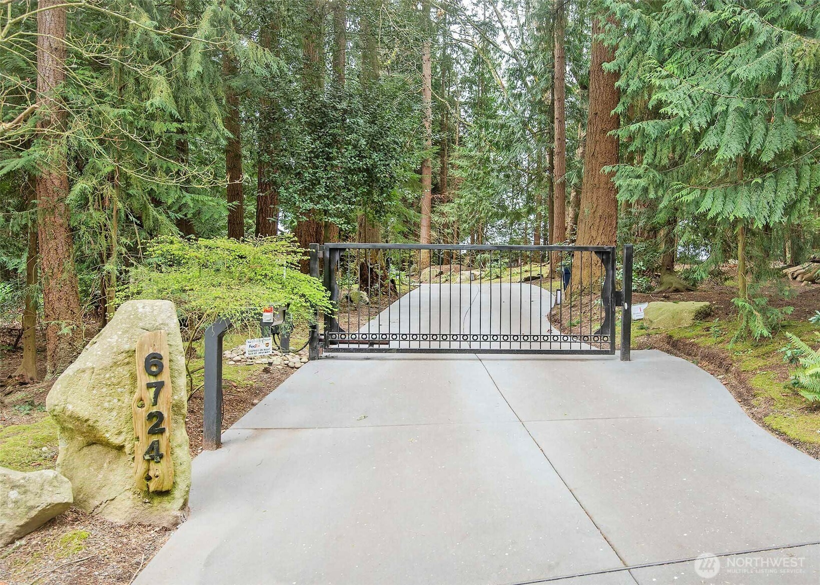 Property Photo: 6724 Marine View Drive WA 98026