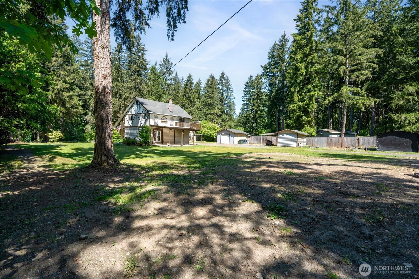 Property Photo: 27320 100th Avenue E WA 98338