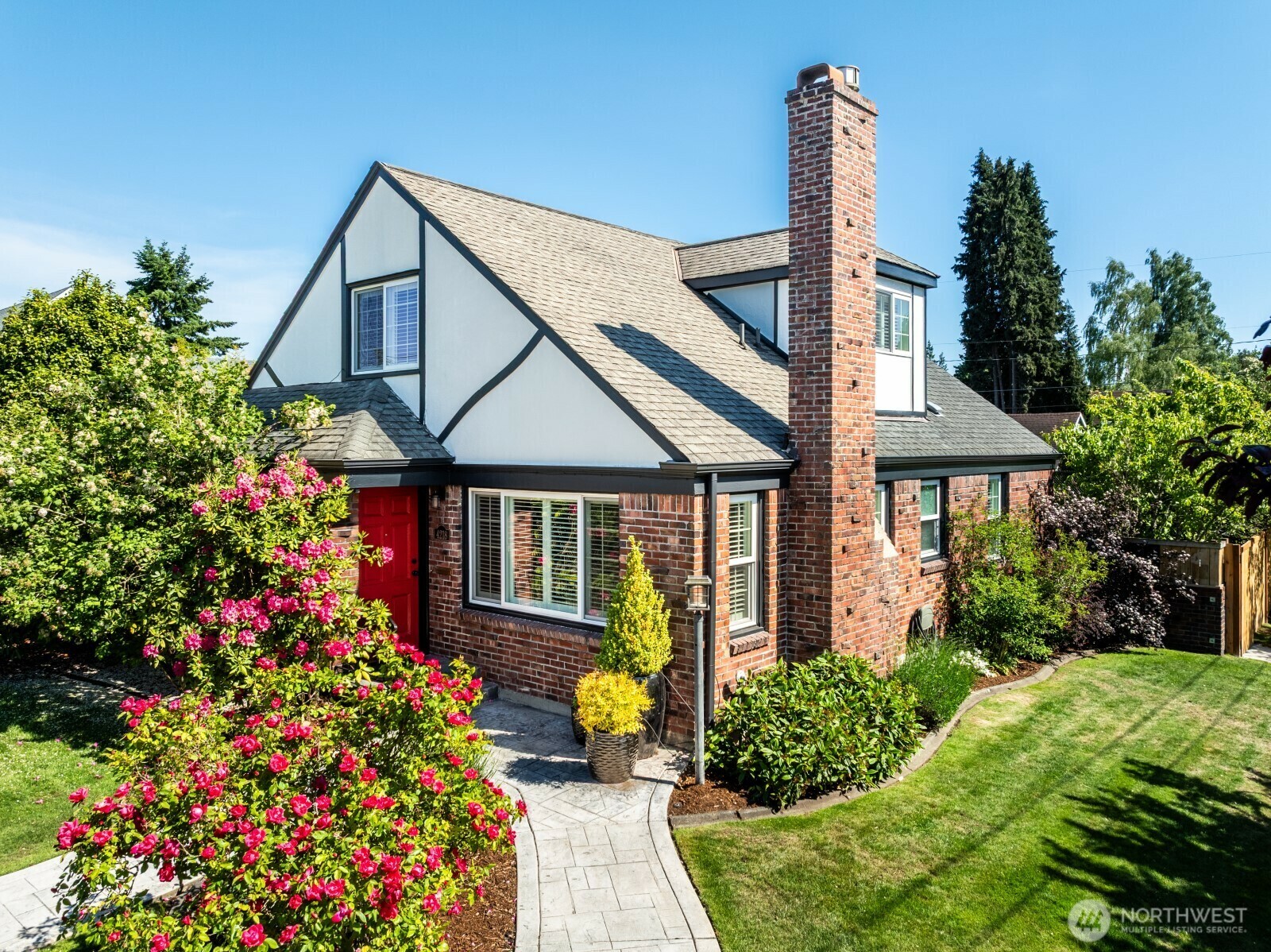 Property Photo: 4218 N 10th Street WA 98406