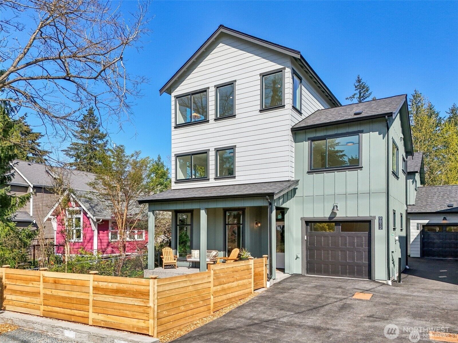 Property Photo: 9812 8th Avenue NE WA 98115