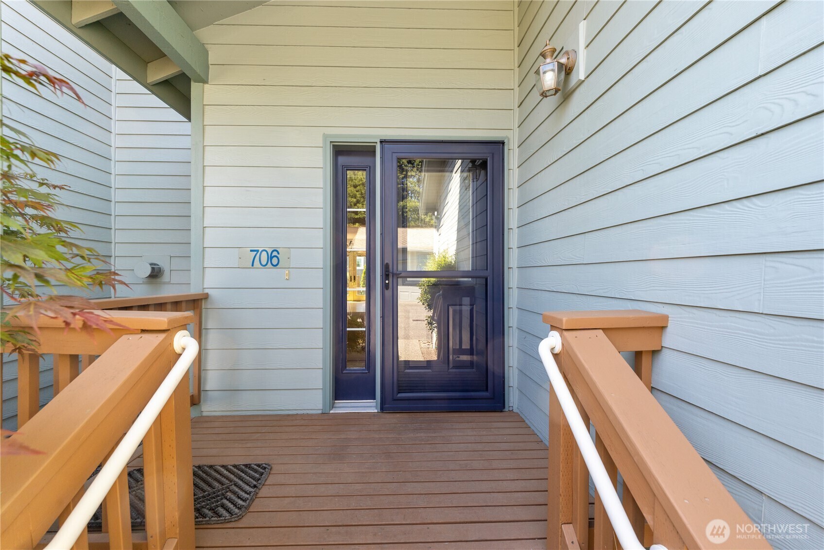 Property Photo:  706  Finley Lane S3  WA 98257 