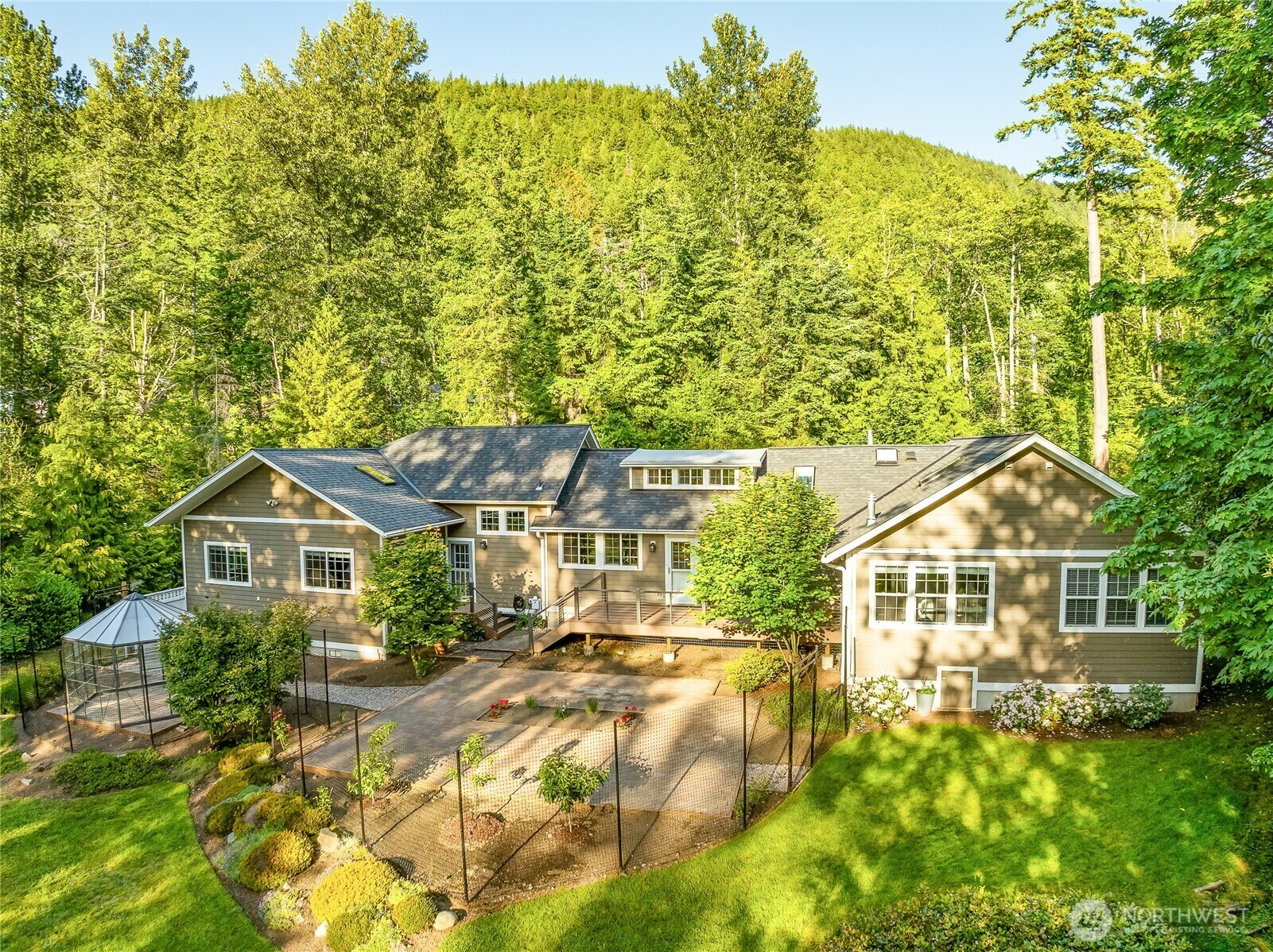 761  Chuckanut Drive  Bellingham WA 98229 photo