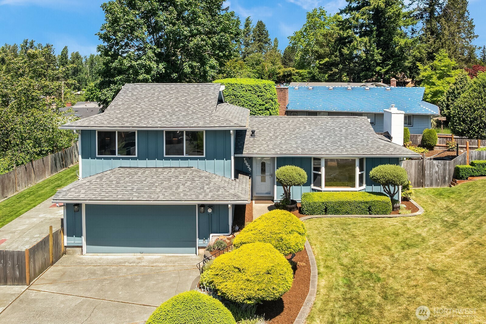 Property Photo: 16625 126th Place SE WA 98058