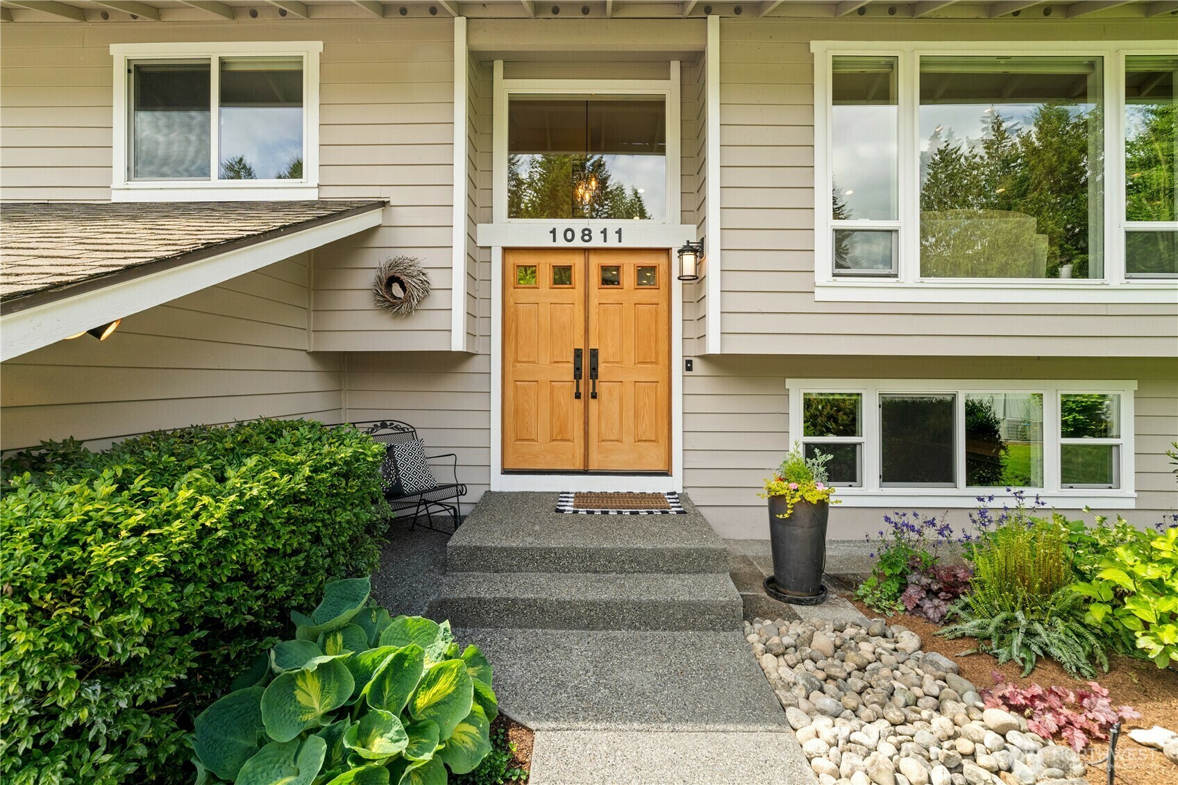 Property Photo: 10811 164th Place NE WA 98052