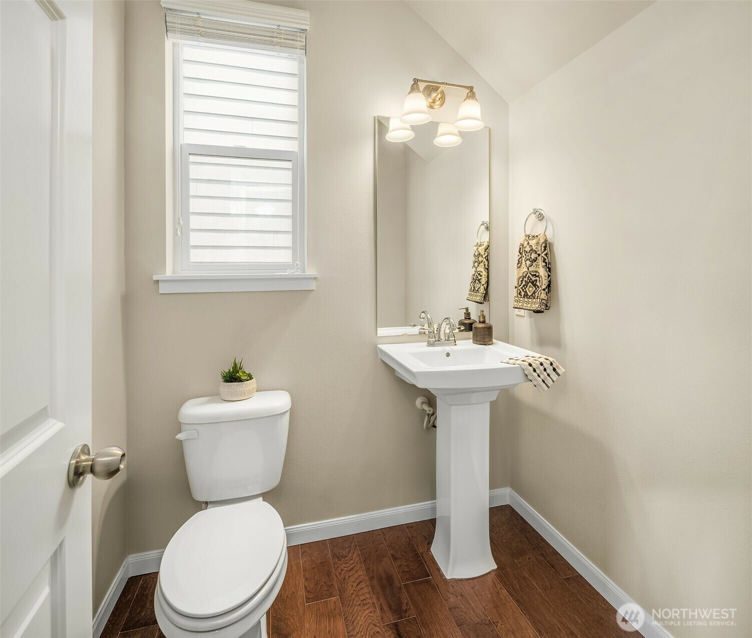 Property Photo: 724 77th Drive SE WA 98258