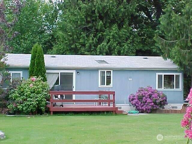 Property Photo: 1609 246th Street NE WA 98223