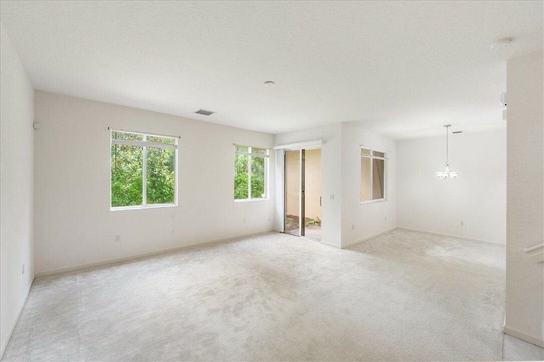 Property Photo: 2597 Stockbridge Square SW 2597 FL 32962