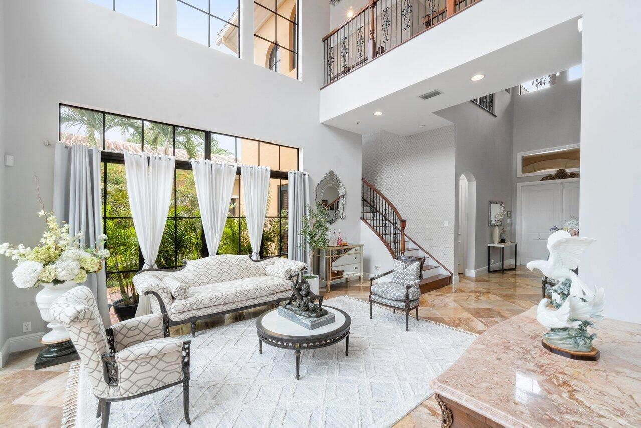 Property Photo: 8146 Emerald Avenue FL 33076