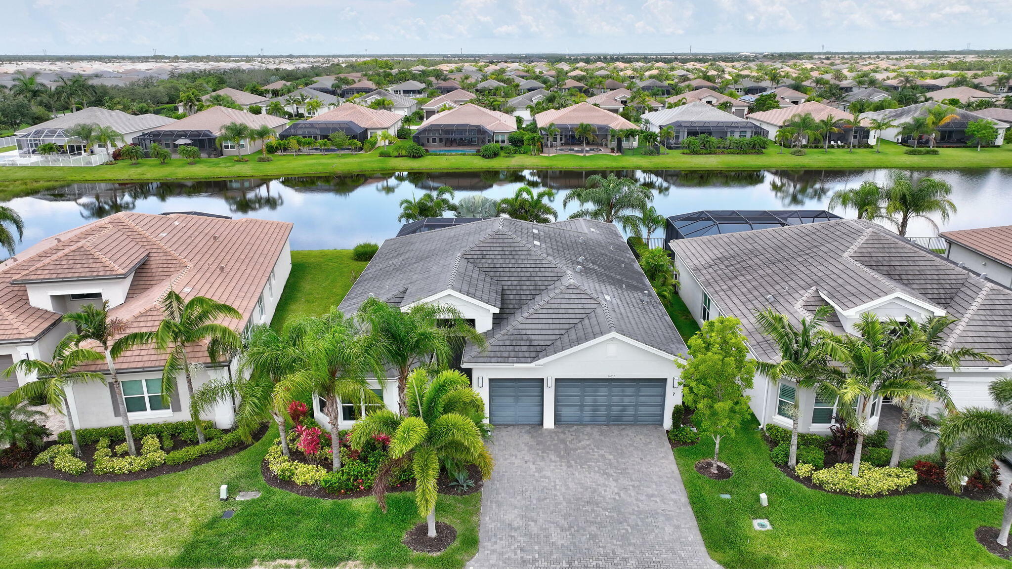 Property Photo: 11051 SW Ivory Springs Lane FL 34987