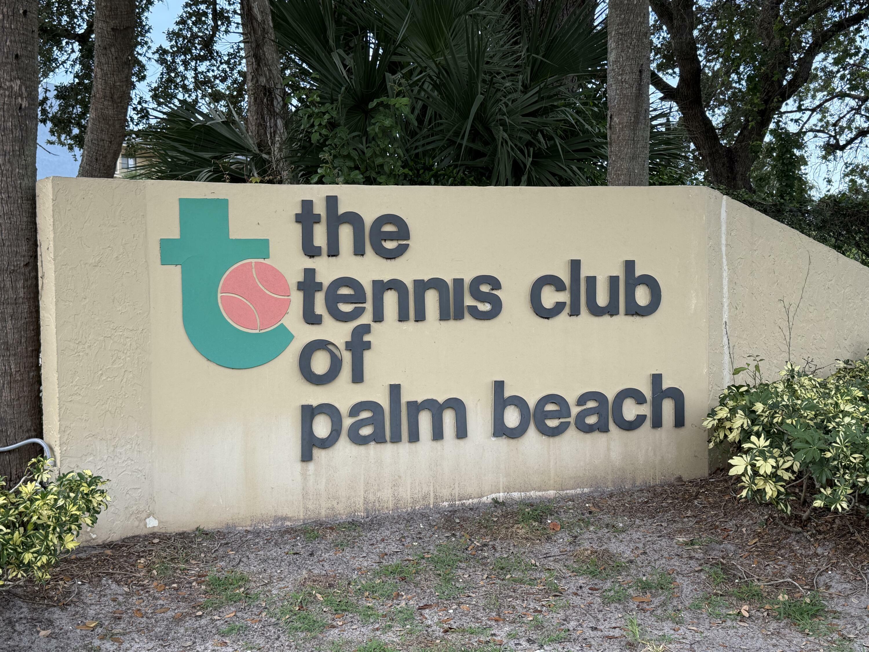 Property Photo: 2788 Tennis Club Drive 104 FL 33417