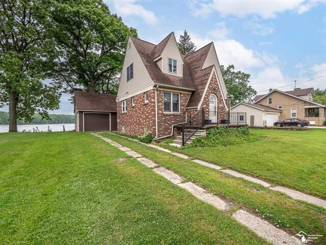 27145 James Avenue  Flat Rock MI 48134 photo