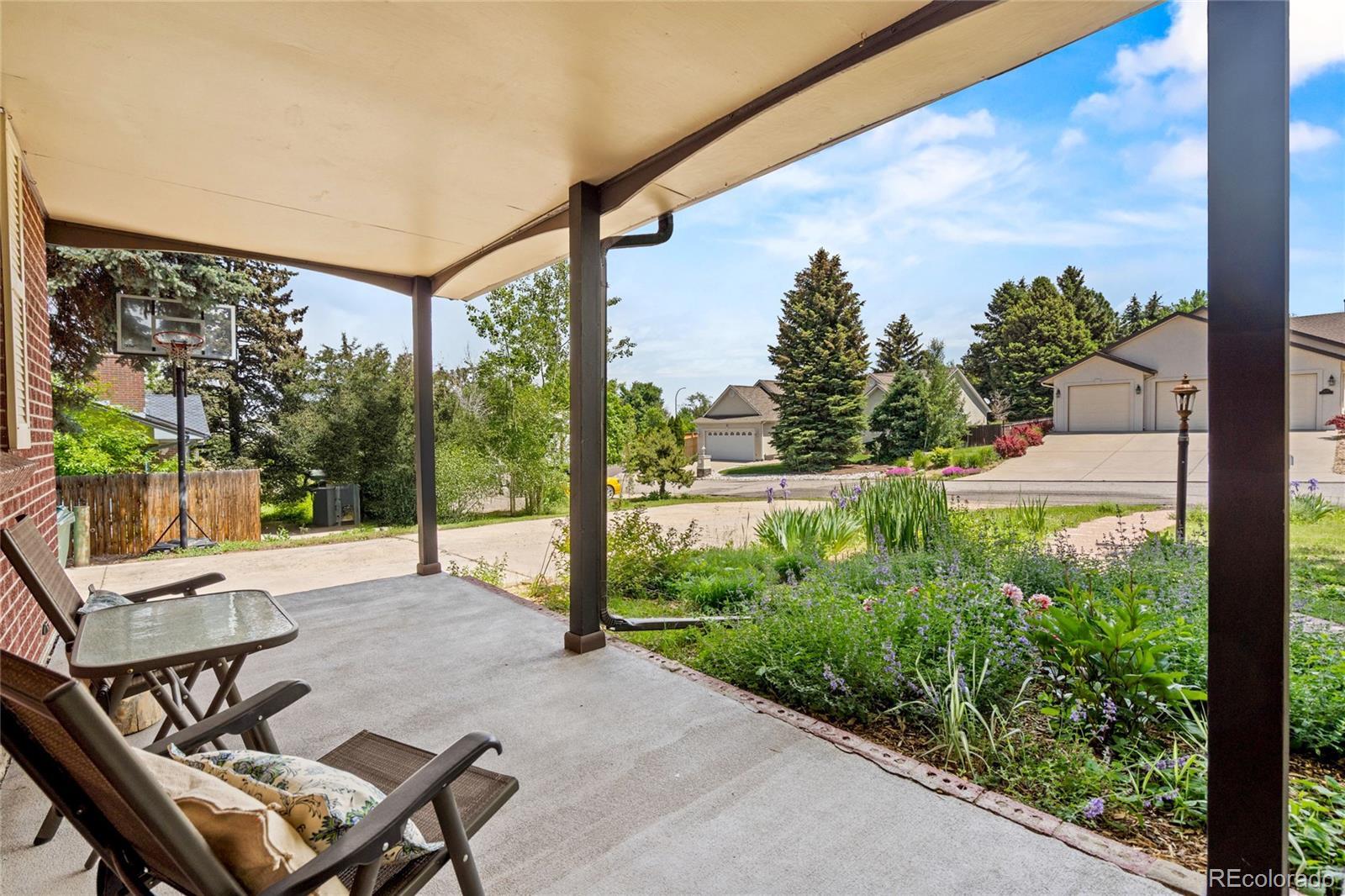 Property Photo: 1475 Kingsbury Court CO 80401