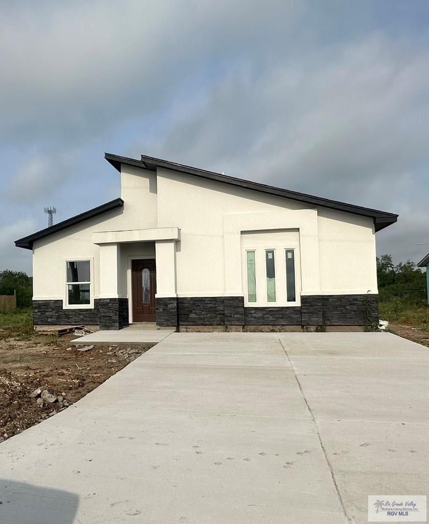 Property Photo: 9915 La Junta Dr TX 78520