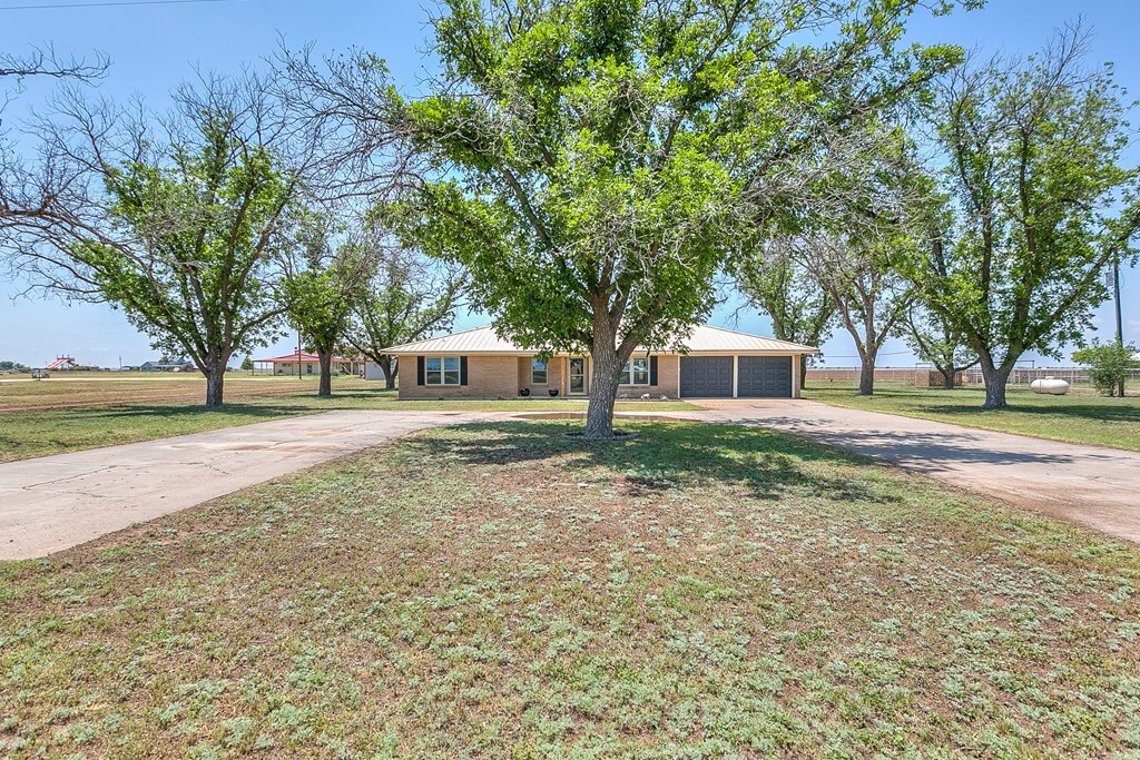 Property Photo:  7077 Bean Rd  TX 76957 