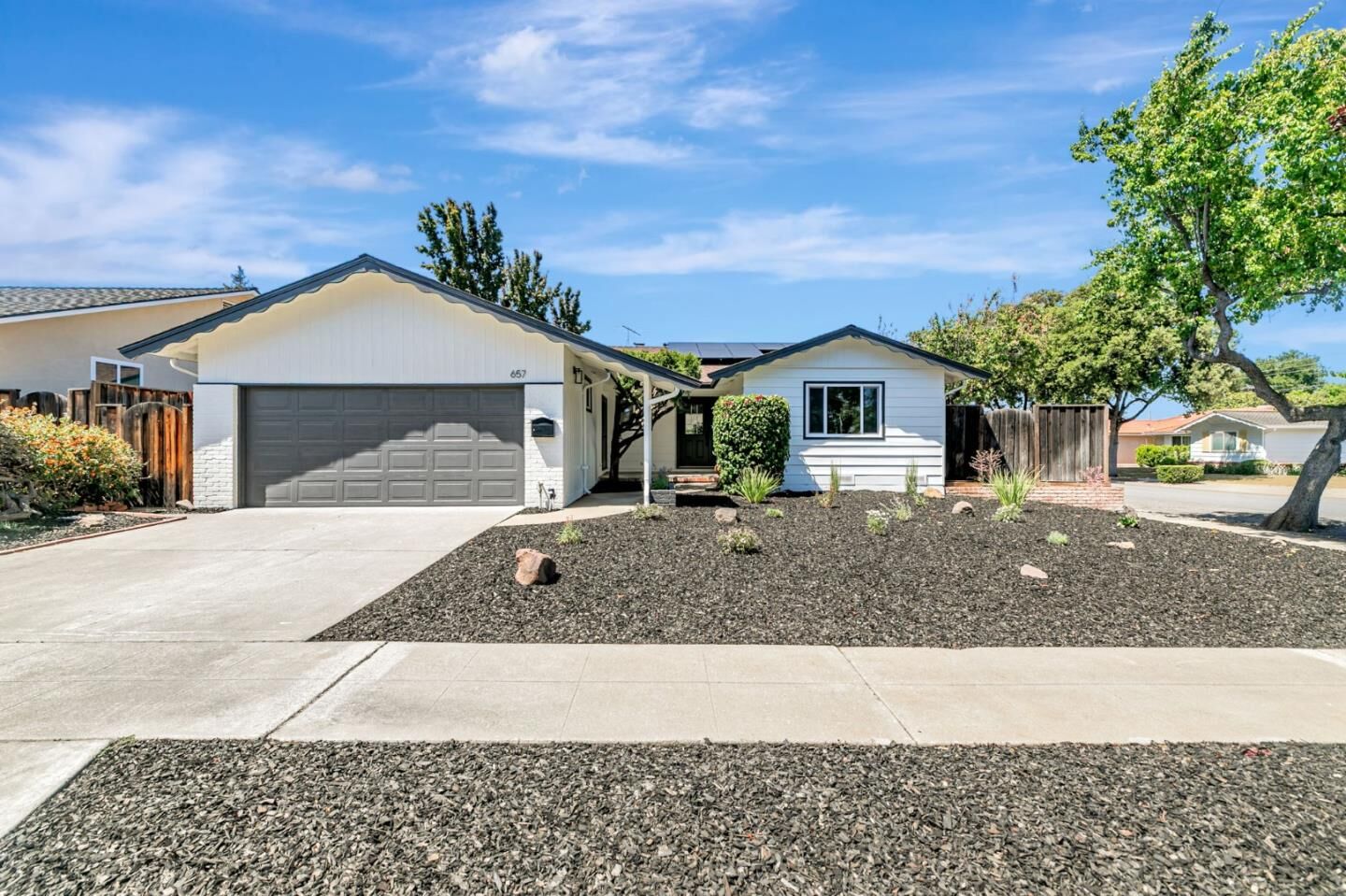 Property Photo:  657 Coleraine Court  CA 94087 