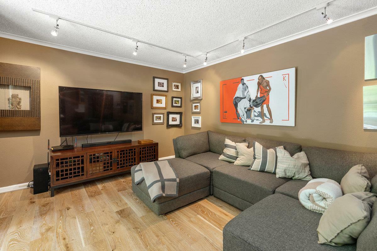 Property Photo: 1116 Shelter Creek Lane CA 94066