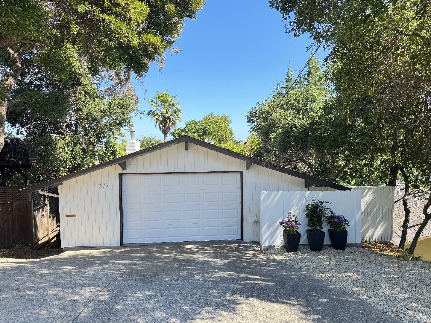 Property Photo:  277 Oakview Drive  CA 94070 