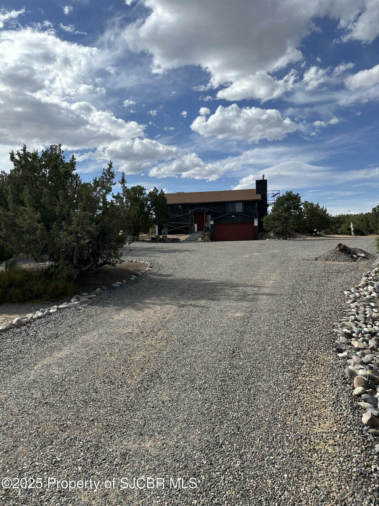 Property Photo: 5830 Ensenada Way NM 87402