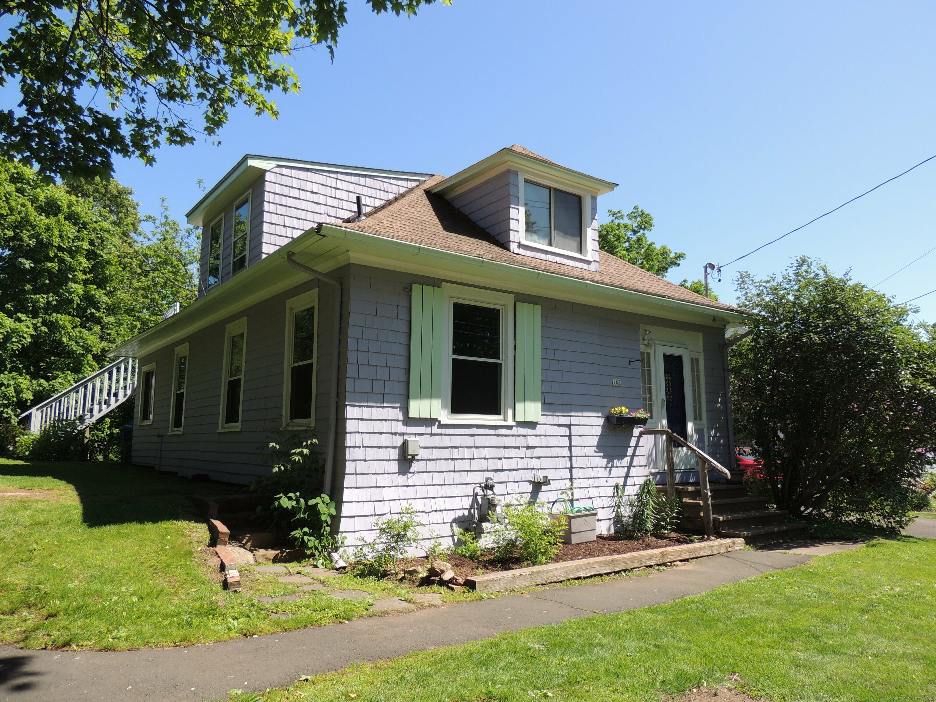Property Photo: 182 Short Beach Road CT 06405
