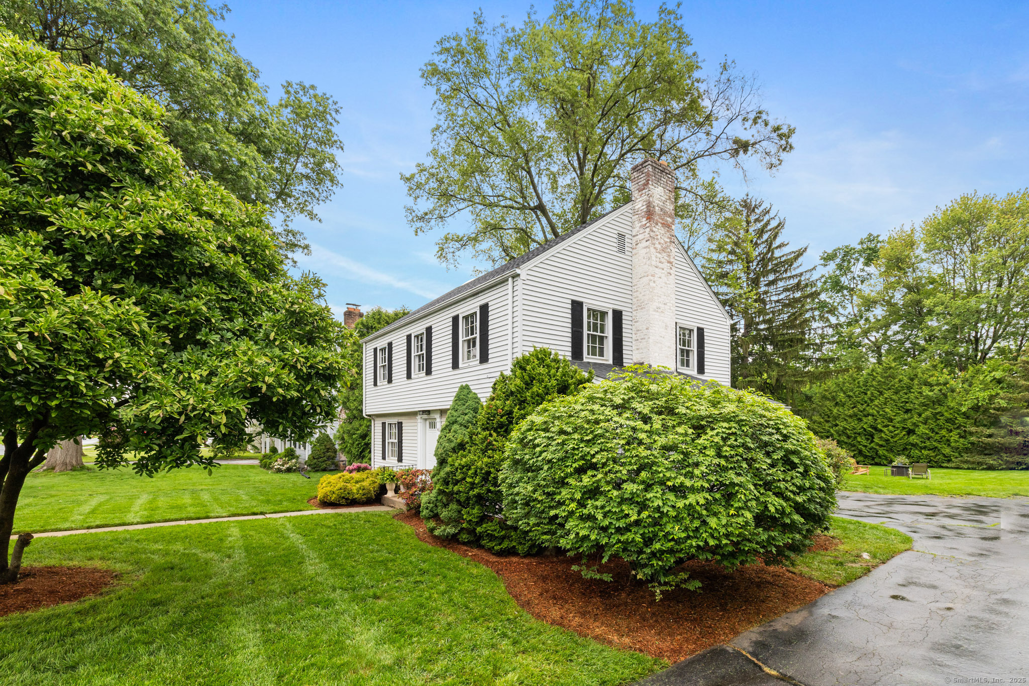 Property Photo: 46 Glenbrook Road CT 06107