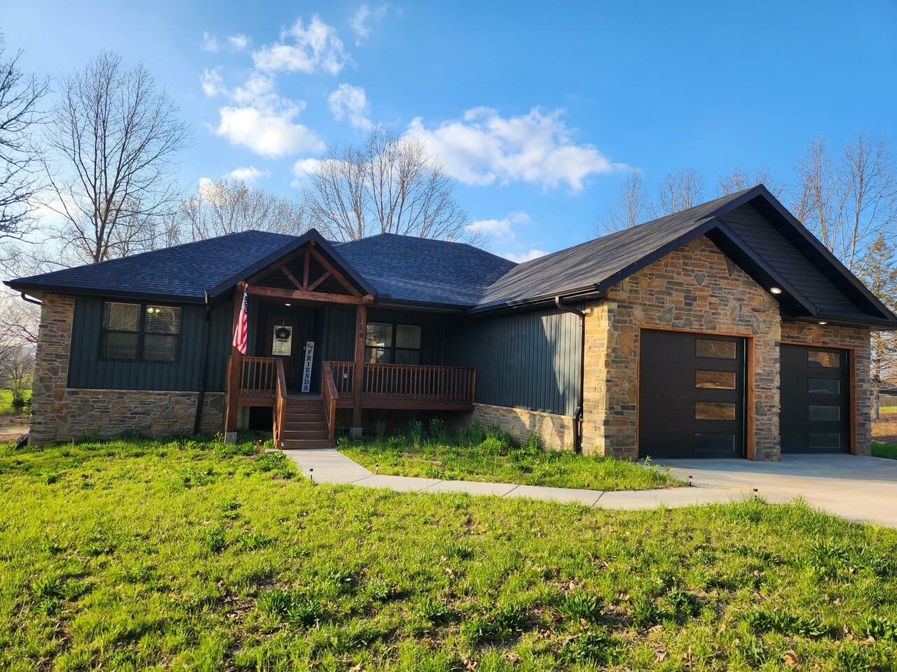 Property Photo: 116 Dogwood Street MO 65689