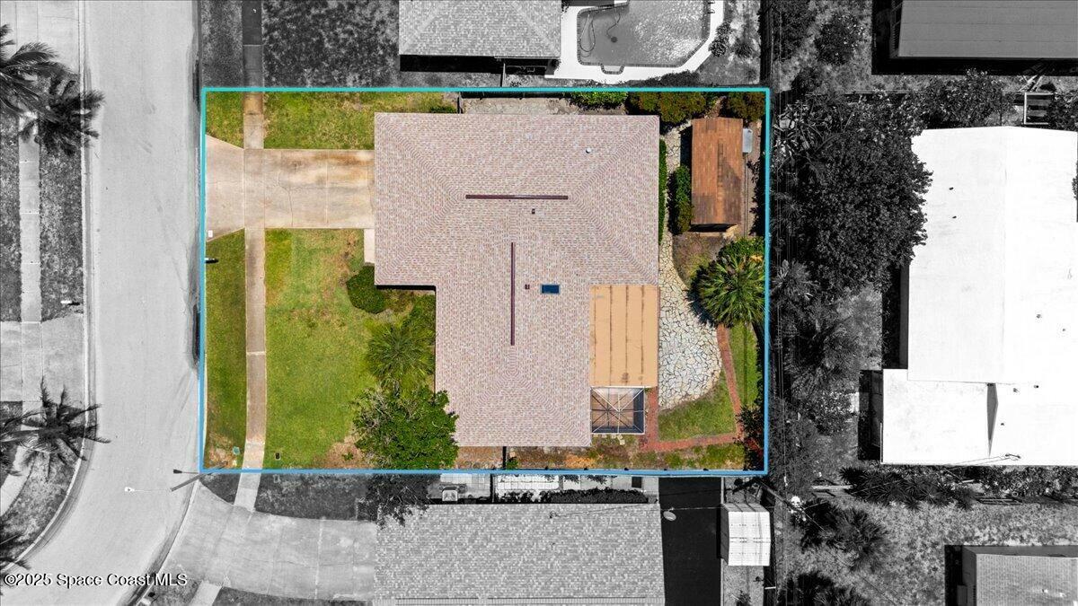 Property Photo: 213 Harbour Drive W FL 32937