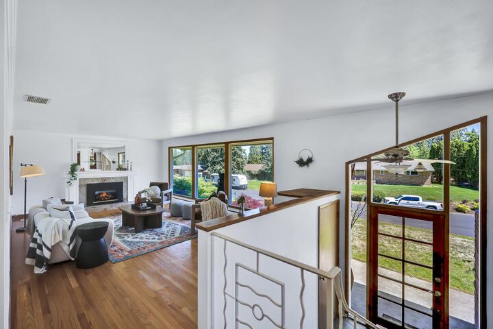 Property Photo:  10401 N College Cir  WA 99218 