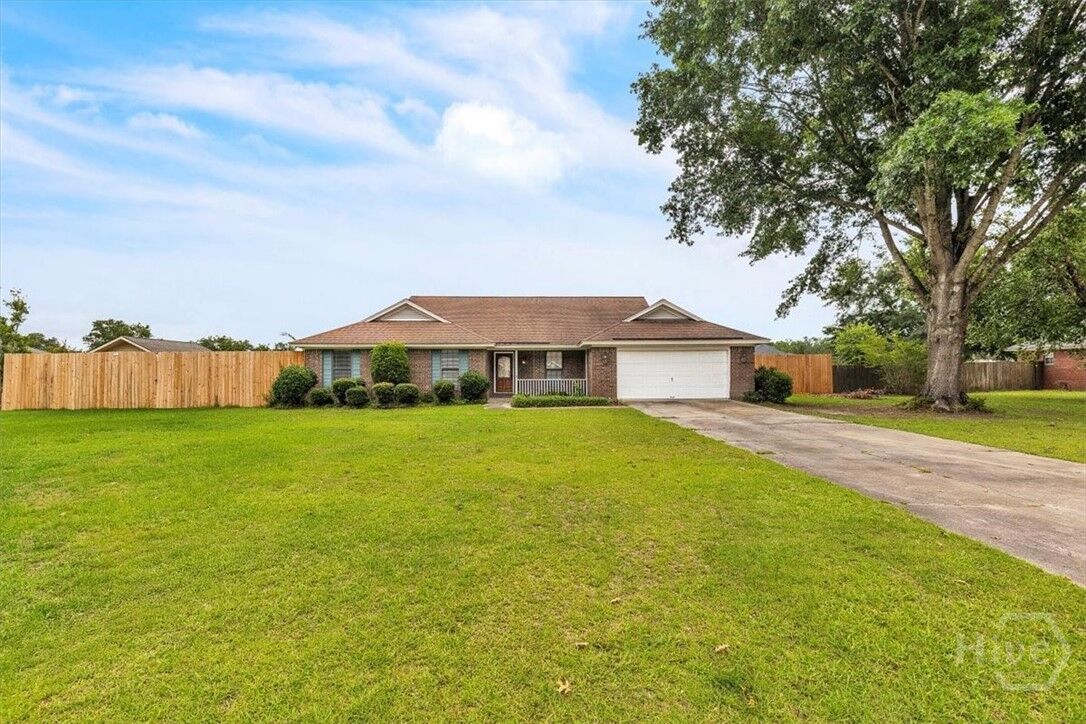 Property Photo:  203 Orchard Drive  GA 31326 