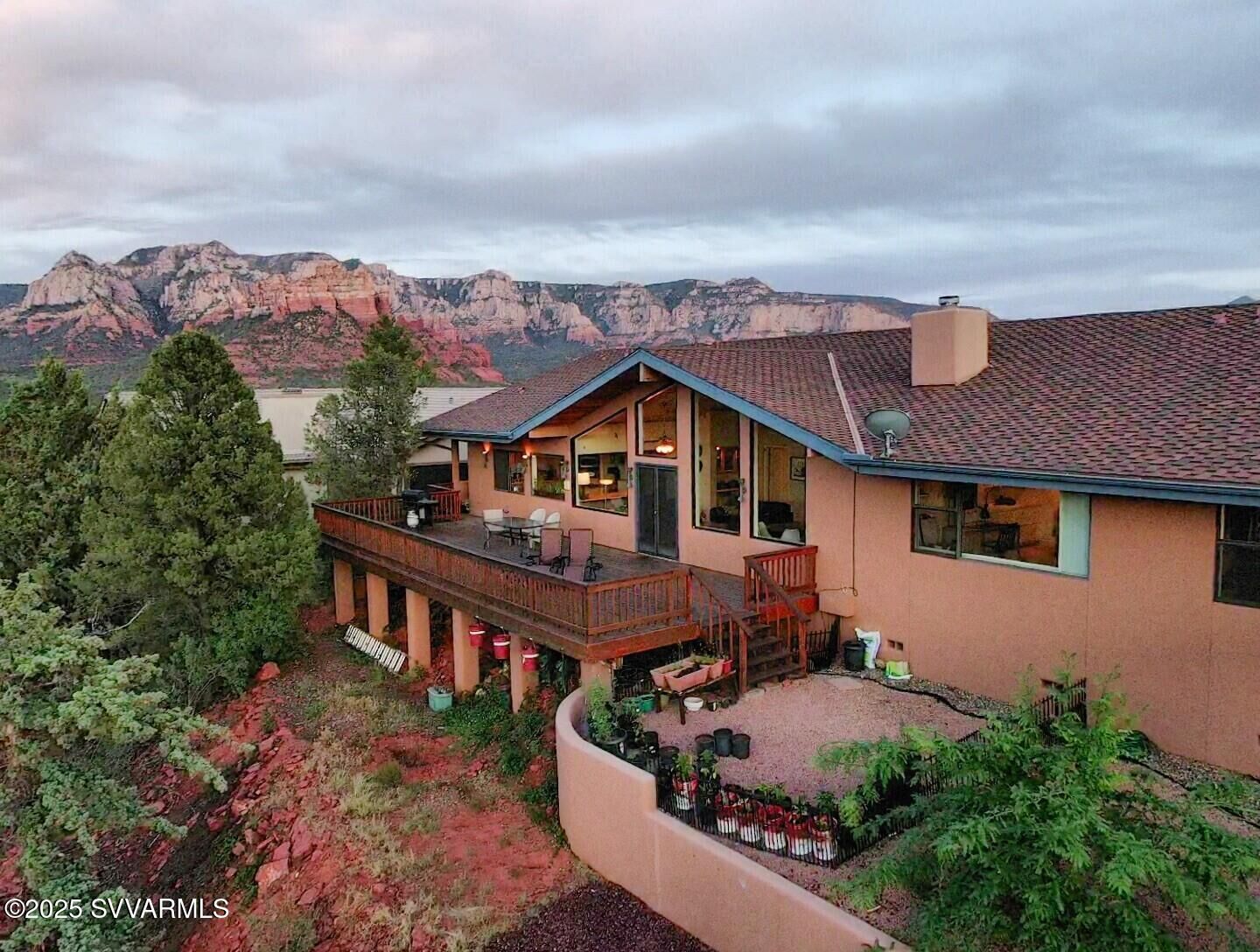 Property Photo:  40 Dardanelle Rd  AZ 86336 