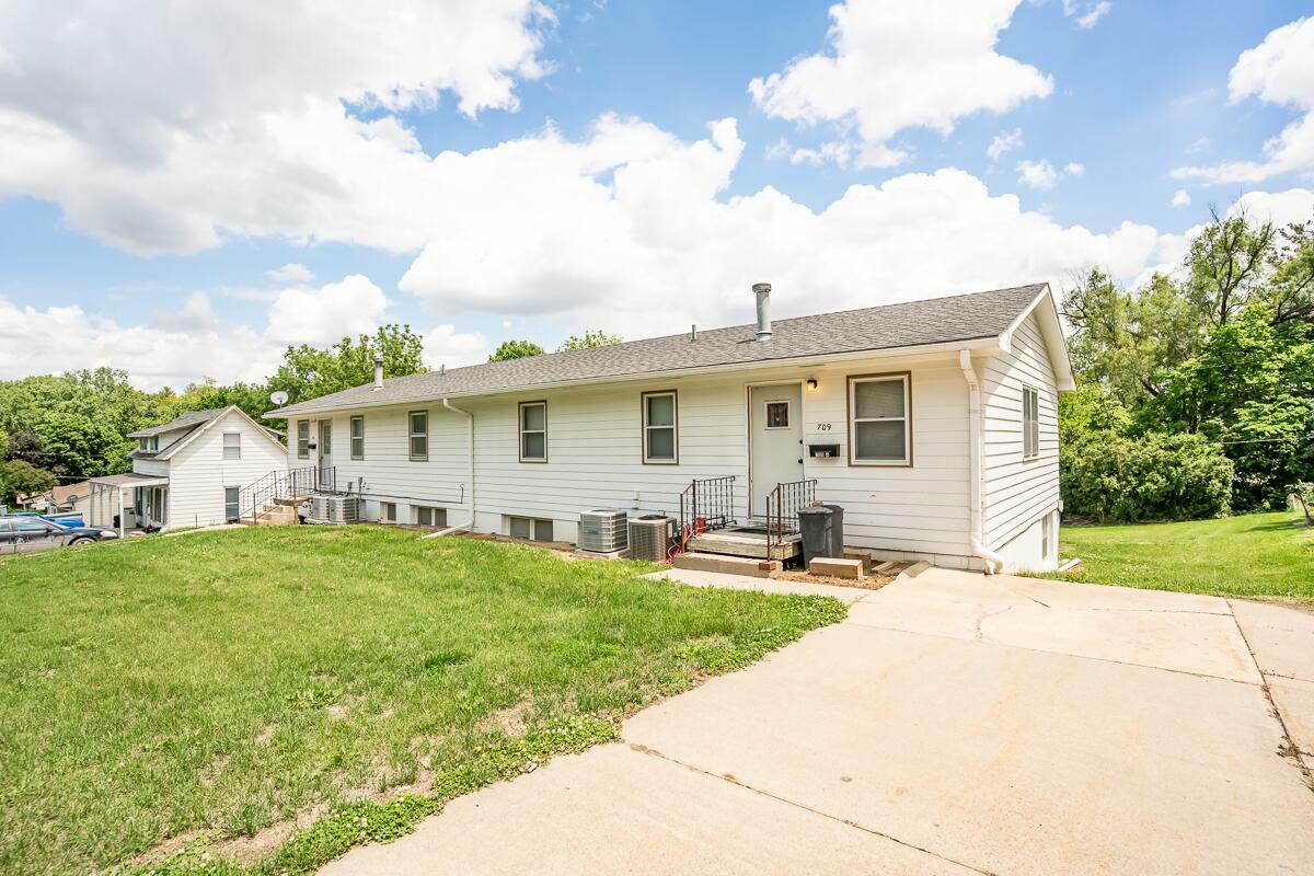 711 N Walnut  Street  Glenwood IA 51534 photo
