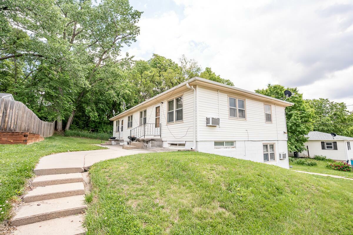 Property Photo: 505 N Hazel Street IA 51534