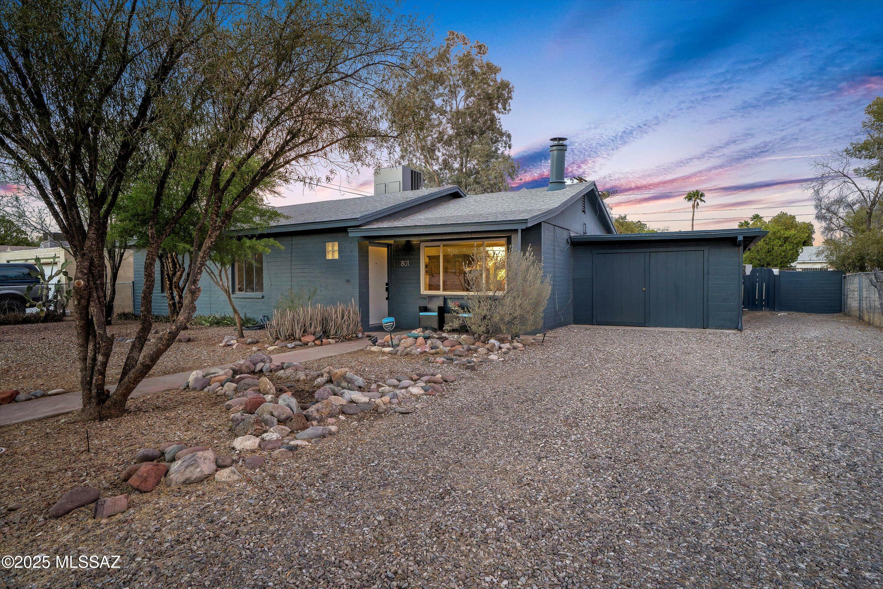 Property Photo: 801 S Jerrie Avenue AZ 85711