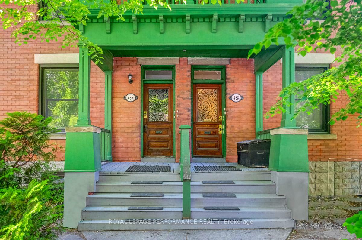 Property Photo: 486-488 Lisgar Street ON K1R 5H3