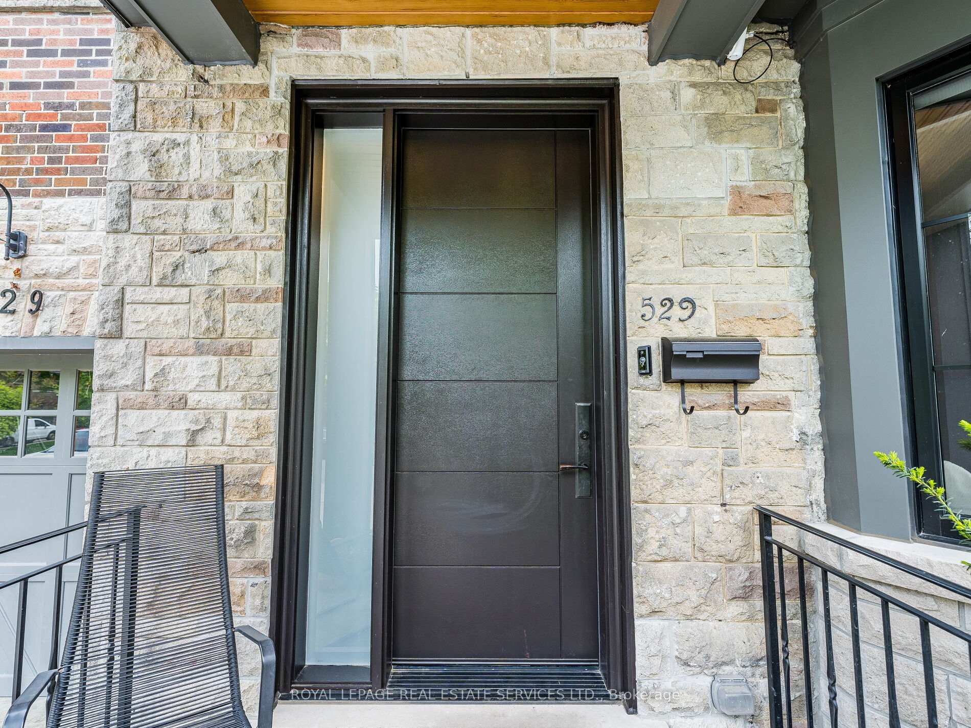 Property Photo: 529 Briar Hill Avenue ON M5N 1N1