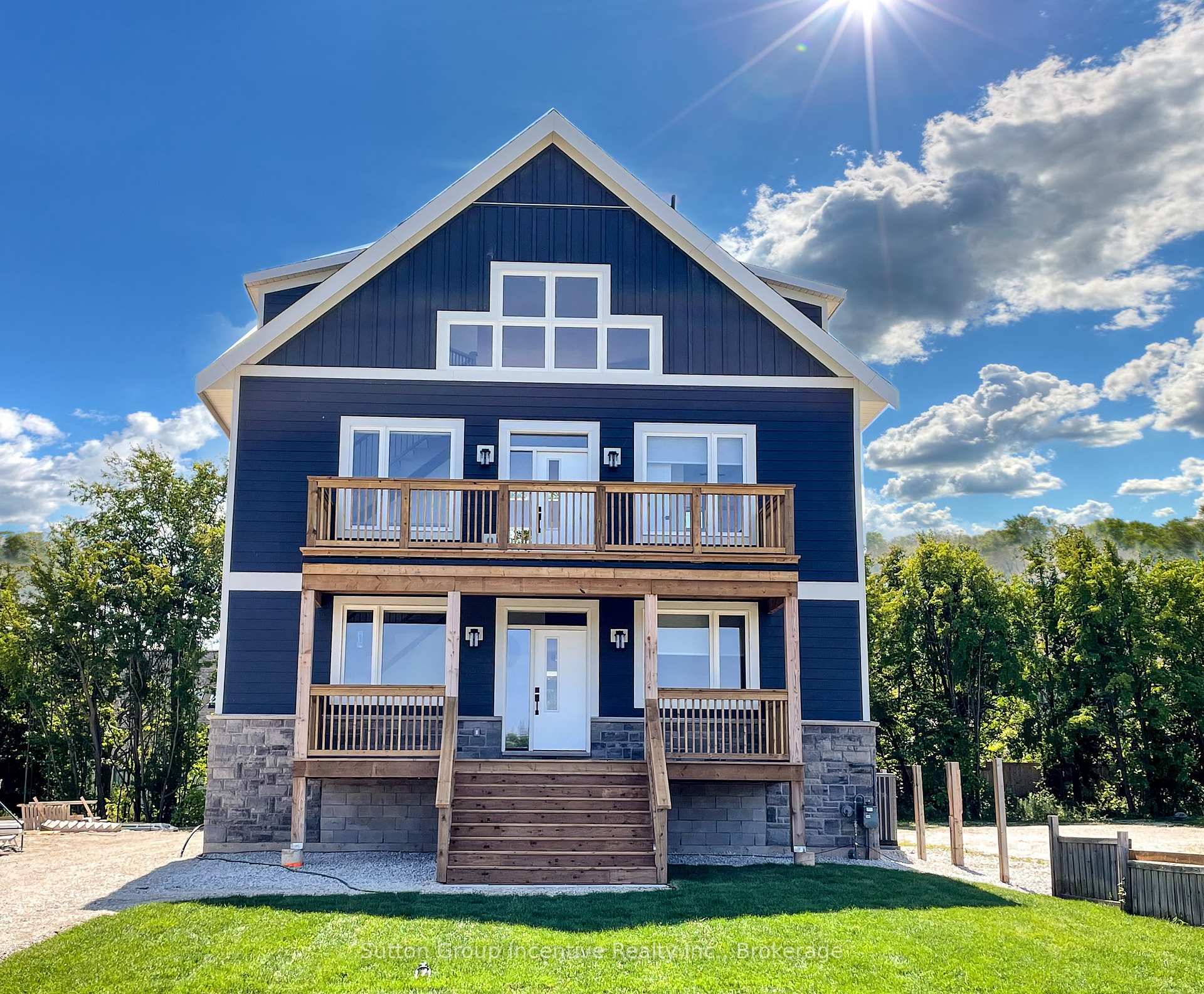 130 Arlberg Crescent  Blue Mountains ON L9Y 0M1 photo