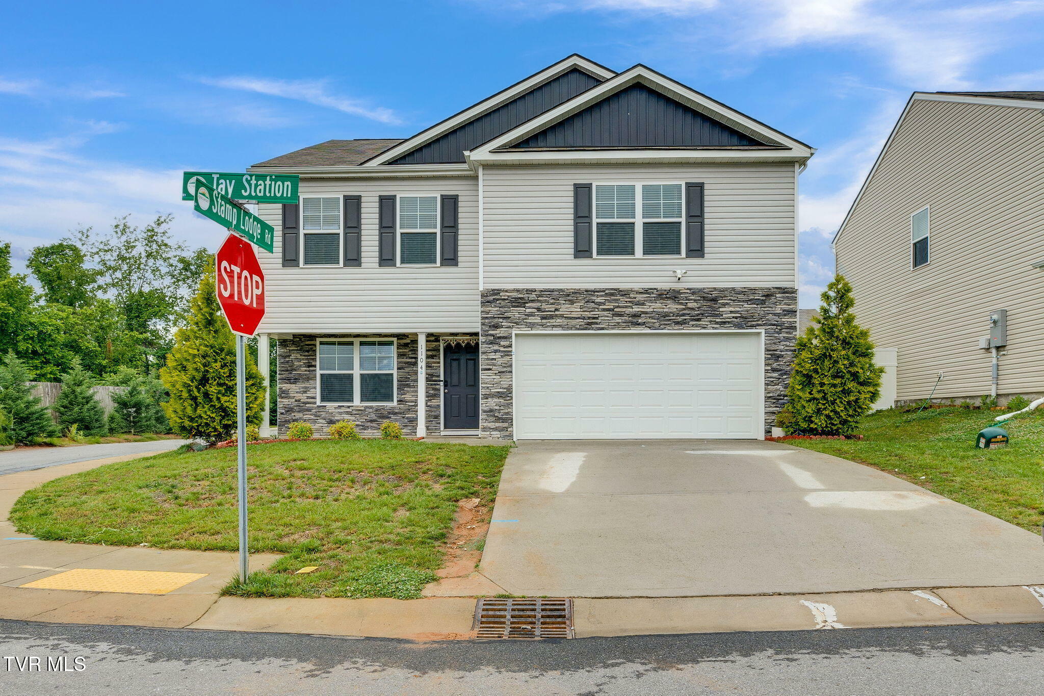 Property Photo: 1104 Tay Station TN 37660
