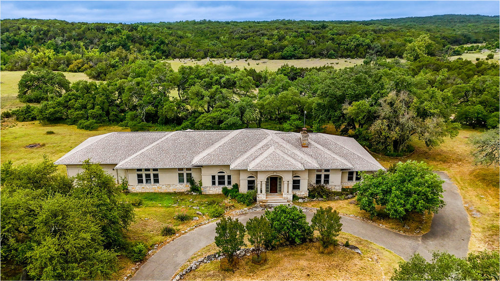 1441 Gatlin Creek Road  Dripping Springs TX 78620 photo
