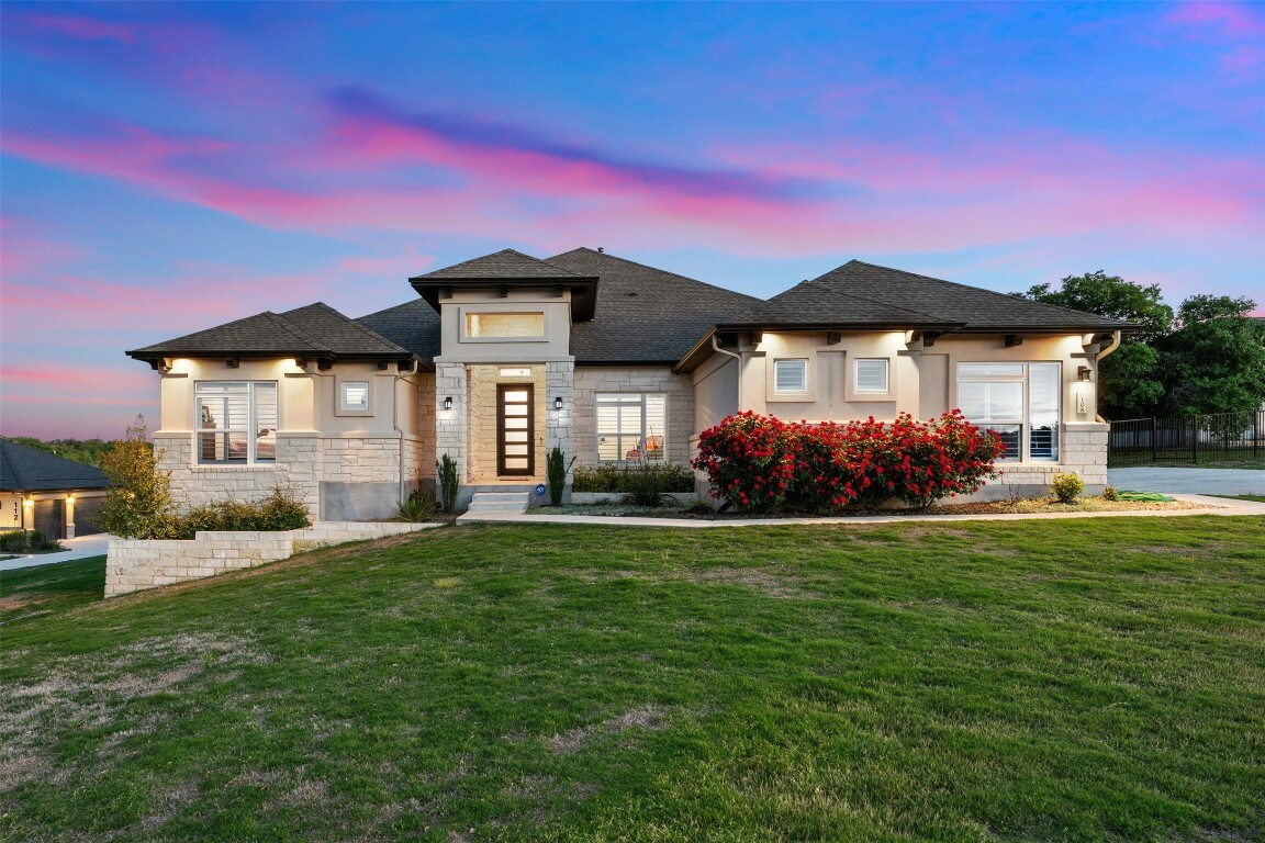 Property Photo: 108 Sierra Mosca Trail TX 78642