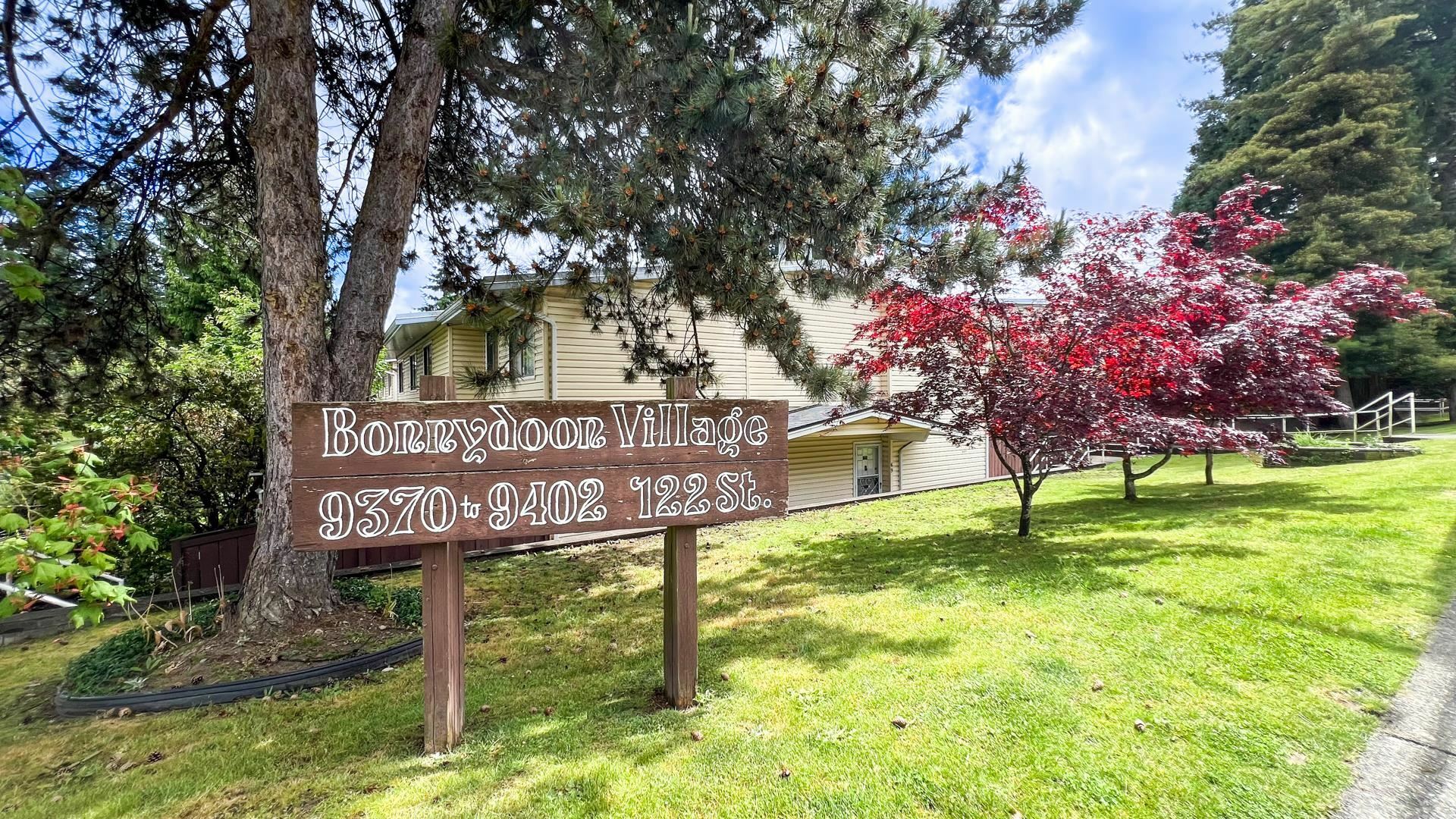 Photo de la propriété:  9374 122 Street 72  BC V3V 4L6 
