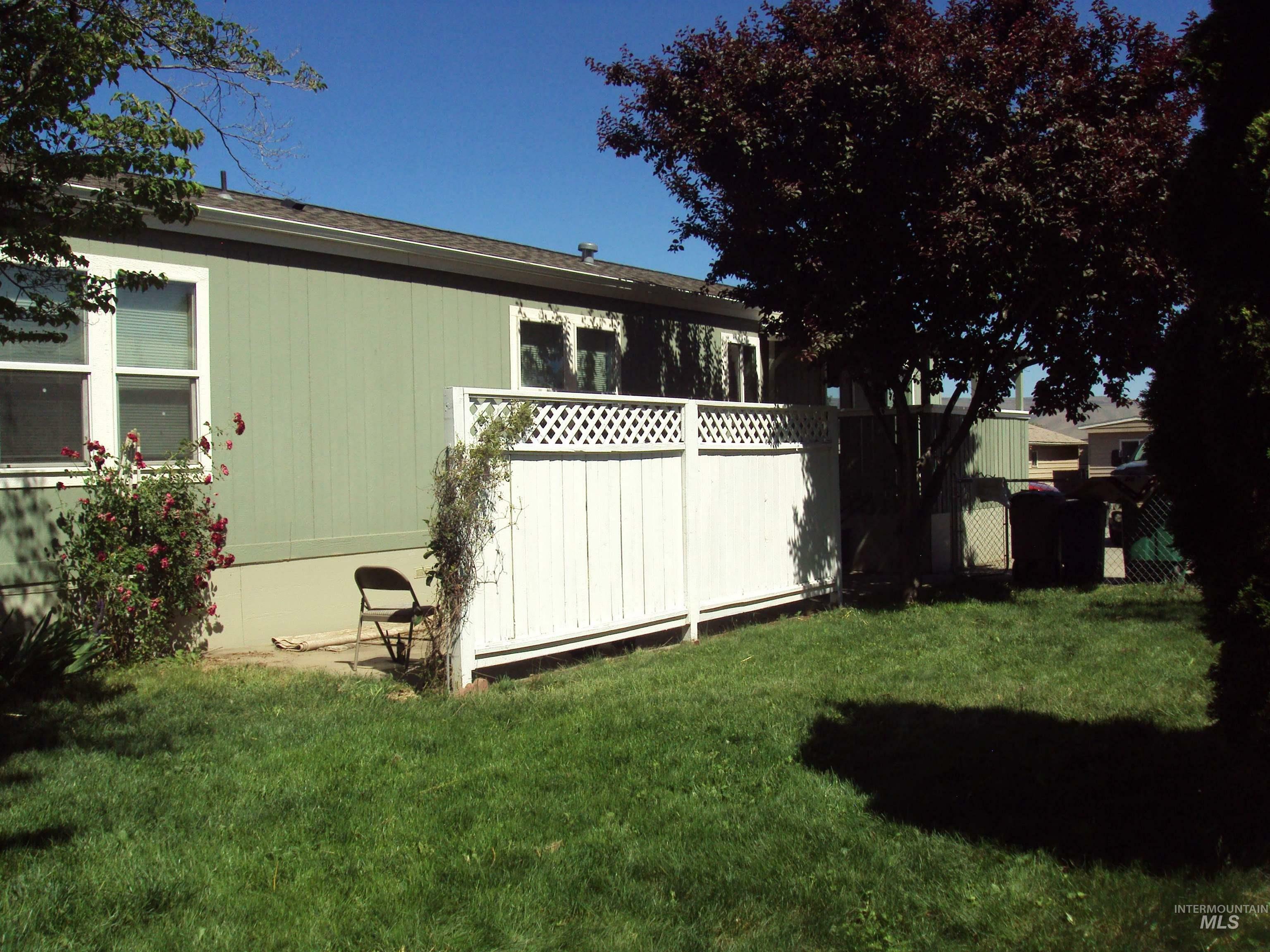 Property Photo: 908 Pine Street ID 83501