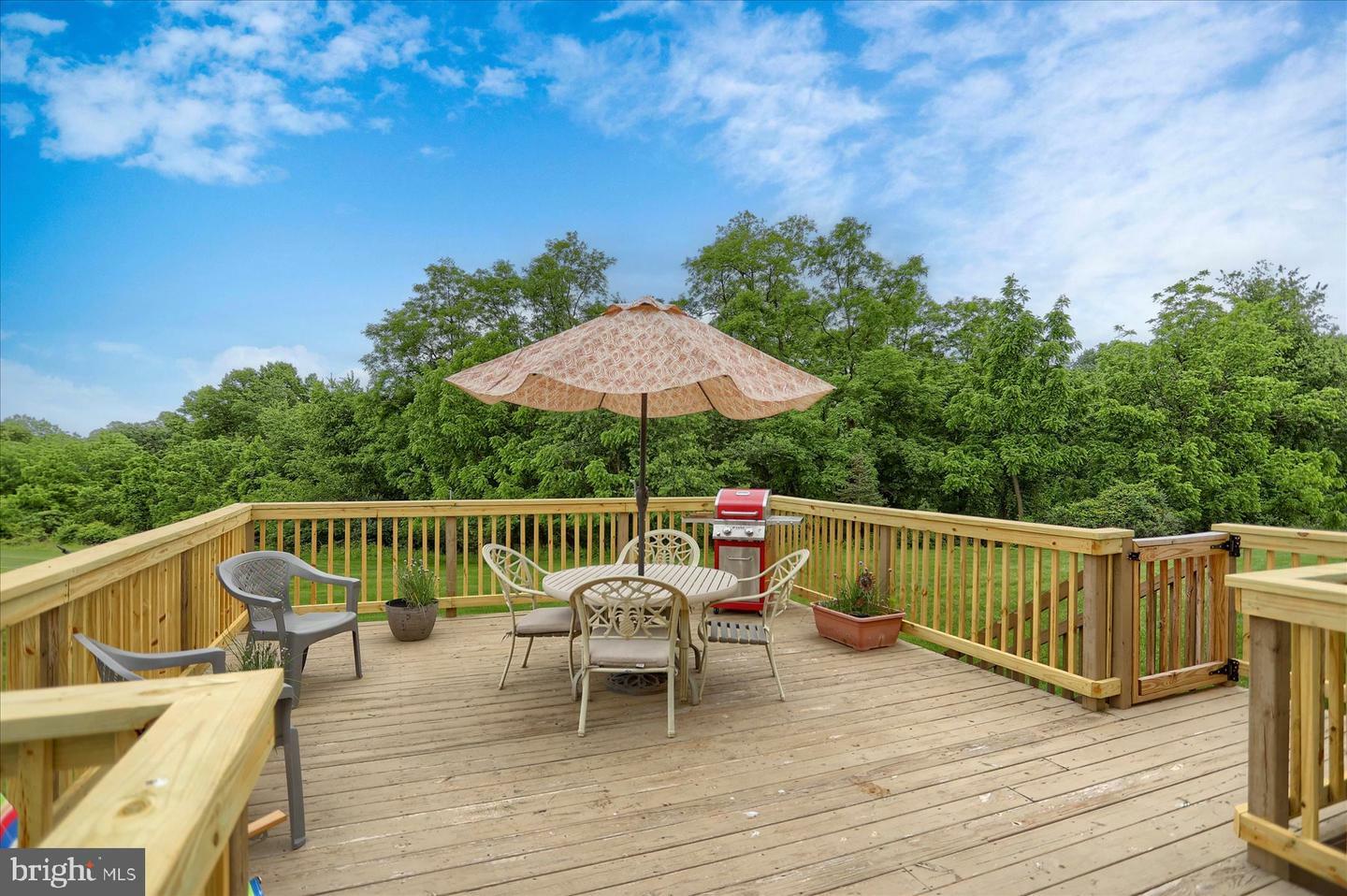 Property Photo:  1844 Vista Drive  PA 17055 