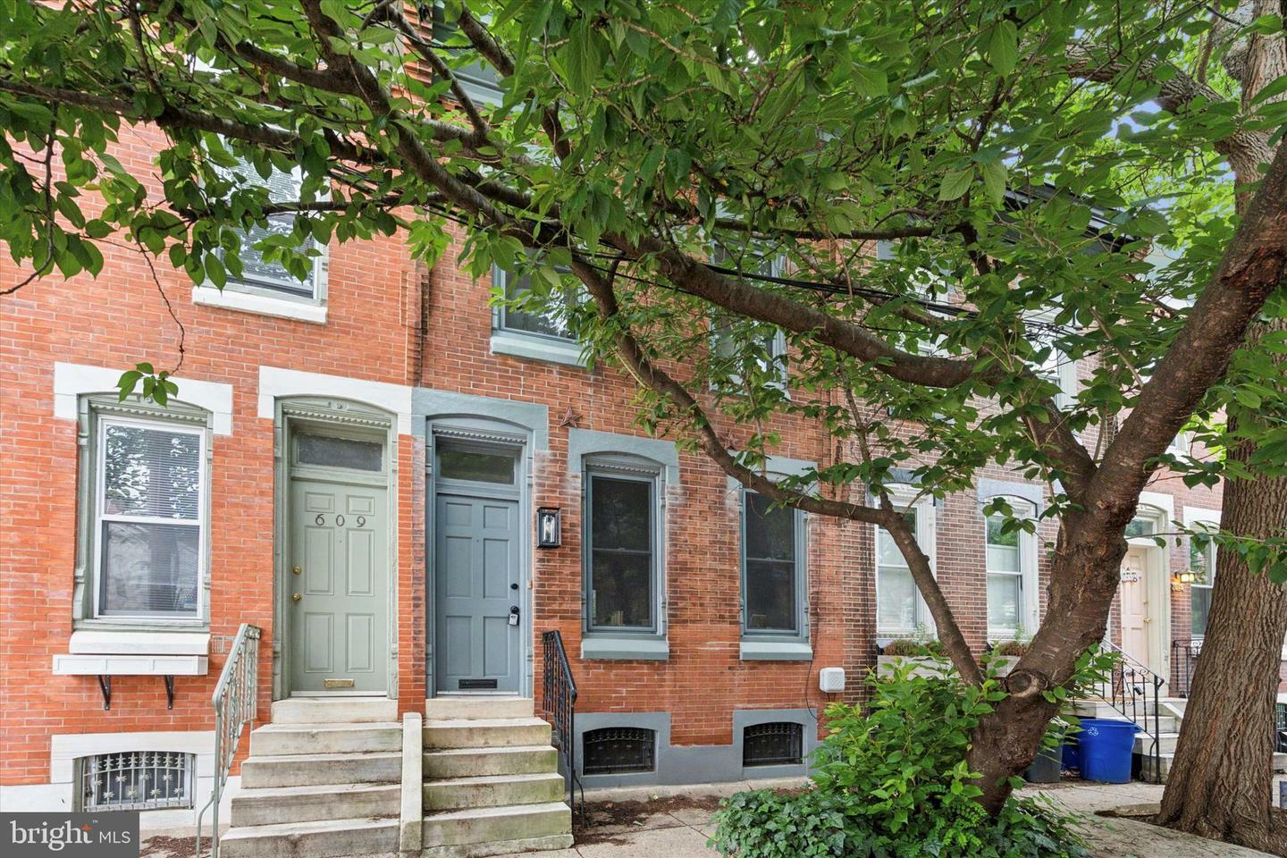 Property Photo: 611 S 26th Street PA 19146