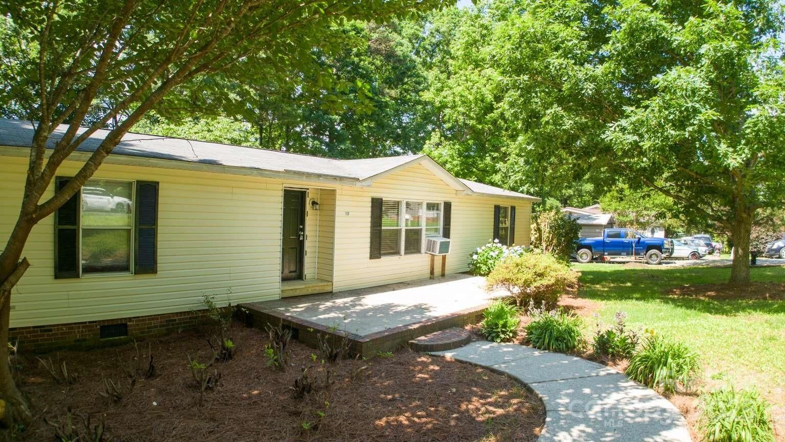 Property Photo: 155 Springdale Acres Drive NC 28115