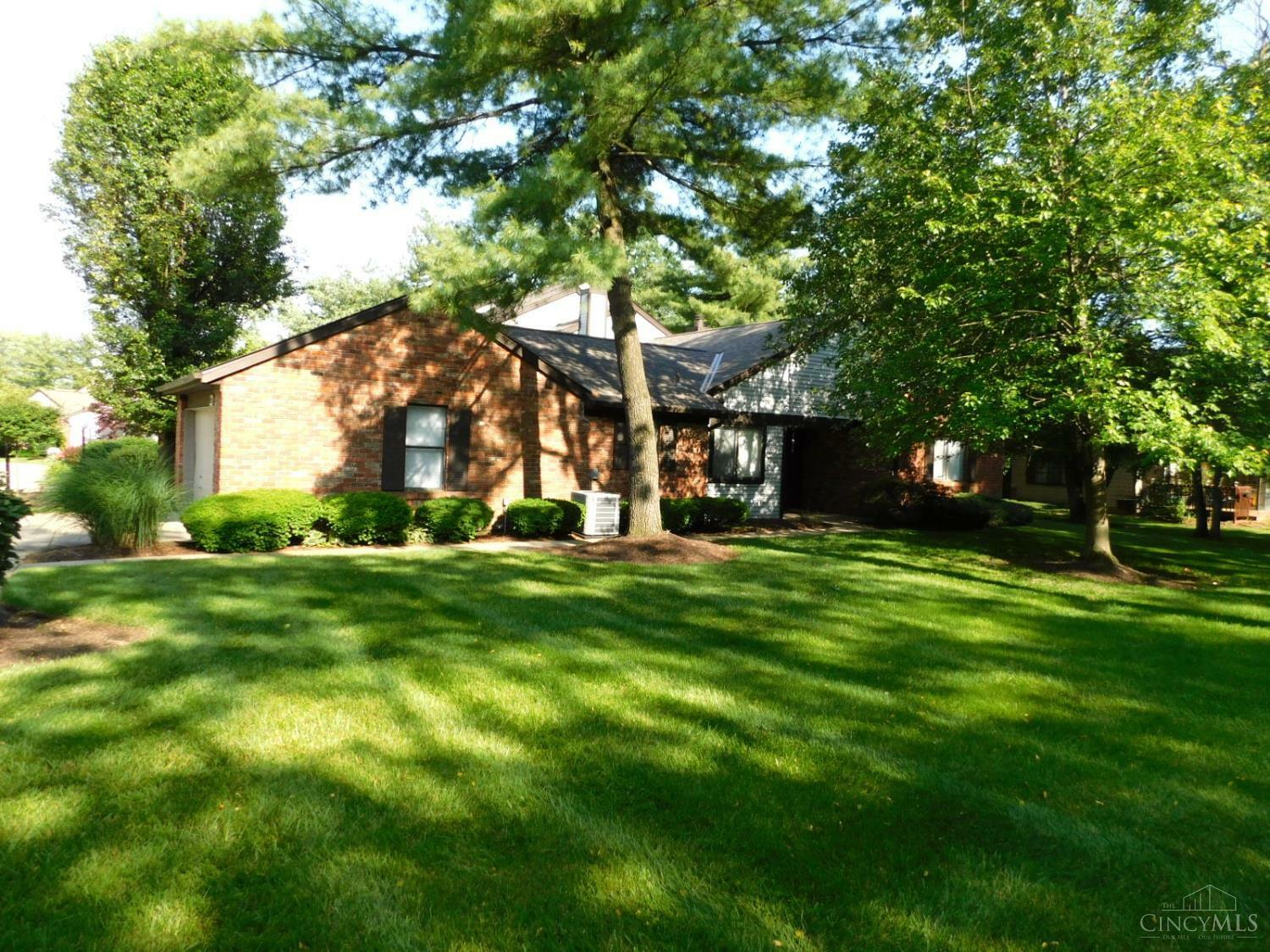 Property Photo: 311 Bedford Glen Lane OH 45246